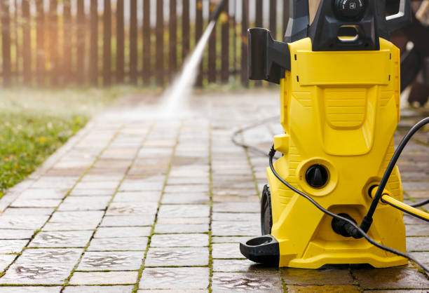 Best Sidewalk and Walkway Cleaning  in Broadview, IL